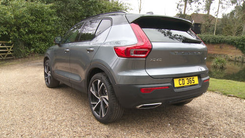 VOLVO XC40 ESTATE 1.5 T5 Recharge PHEV Ultimate Bright 5dr Auto view 4