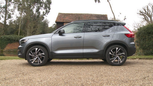 VOLVO XC40 ESTATE 1.5 T5 Recharge PHEV Ultimate Bright 5dr Auto view 8