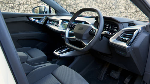 AUDI Q4 E-TRON ESTATE 210kW 45 82kWh Sport 5dr Auto [Leather/Tech Pro] view 7