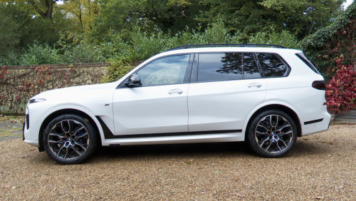 BMW X7 ESTATE xDrive M60i 5dr Step Auto [Ultimate Pack] view 4