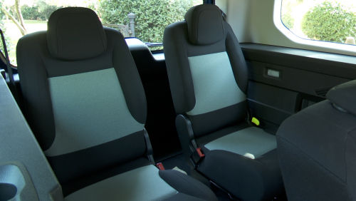 CITROEN E-BERLINGO ELECTRIC ESTATE 100kW Plus XL 52kWh 5dr Auto [7 seat] view 14