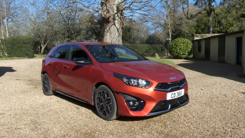 KIA CEED HATCHBACK 1.5T GDi ISG 138 GT-Line 5dr DCT view 1