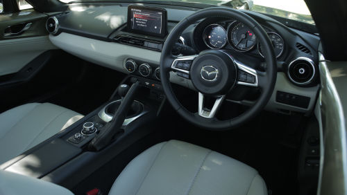 MAZDA MX-5 CONVERTIBLE 1.5 [132] Exclusive-Line 2dr view 8