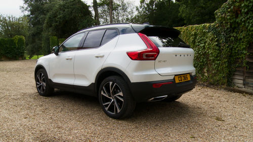 VOLVO XC40 ESTATE 1.5 T5 Recharge PHEV Ultimate Bright 5dr Auto view 13