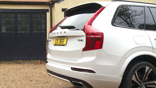 VOLVO XC90 ESTATE 2.0 T8 [455] RC PHEV Ultimate Bright 5dr AWD Gtron view 2