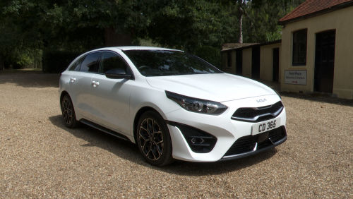 KIA PRO CEED SHOOTING BRAKE 1.5T GDi ISG 138 GT-Line S 5dr DCT view 1