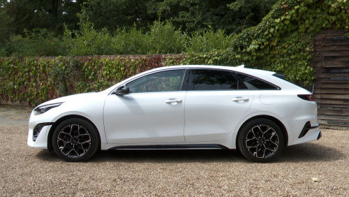 KIA PRO CEED SHOOTING BRAKE 1.5T GDi ISG GT-Line S 5dr DCT view 8