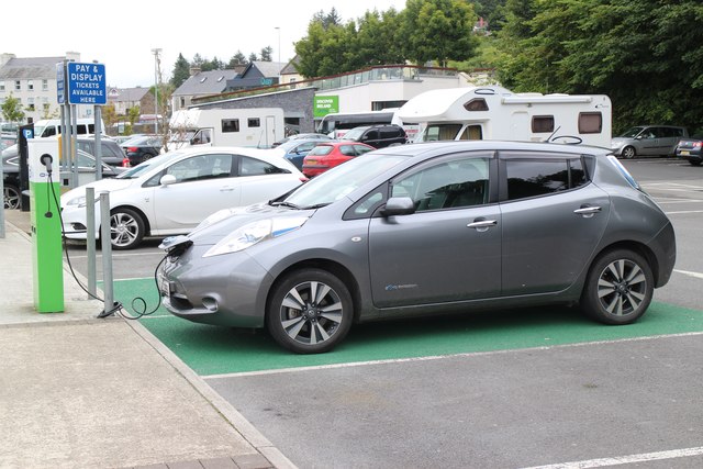 electric-car-questions-answered-leasecar-blog