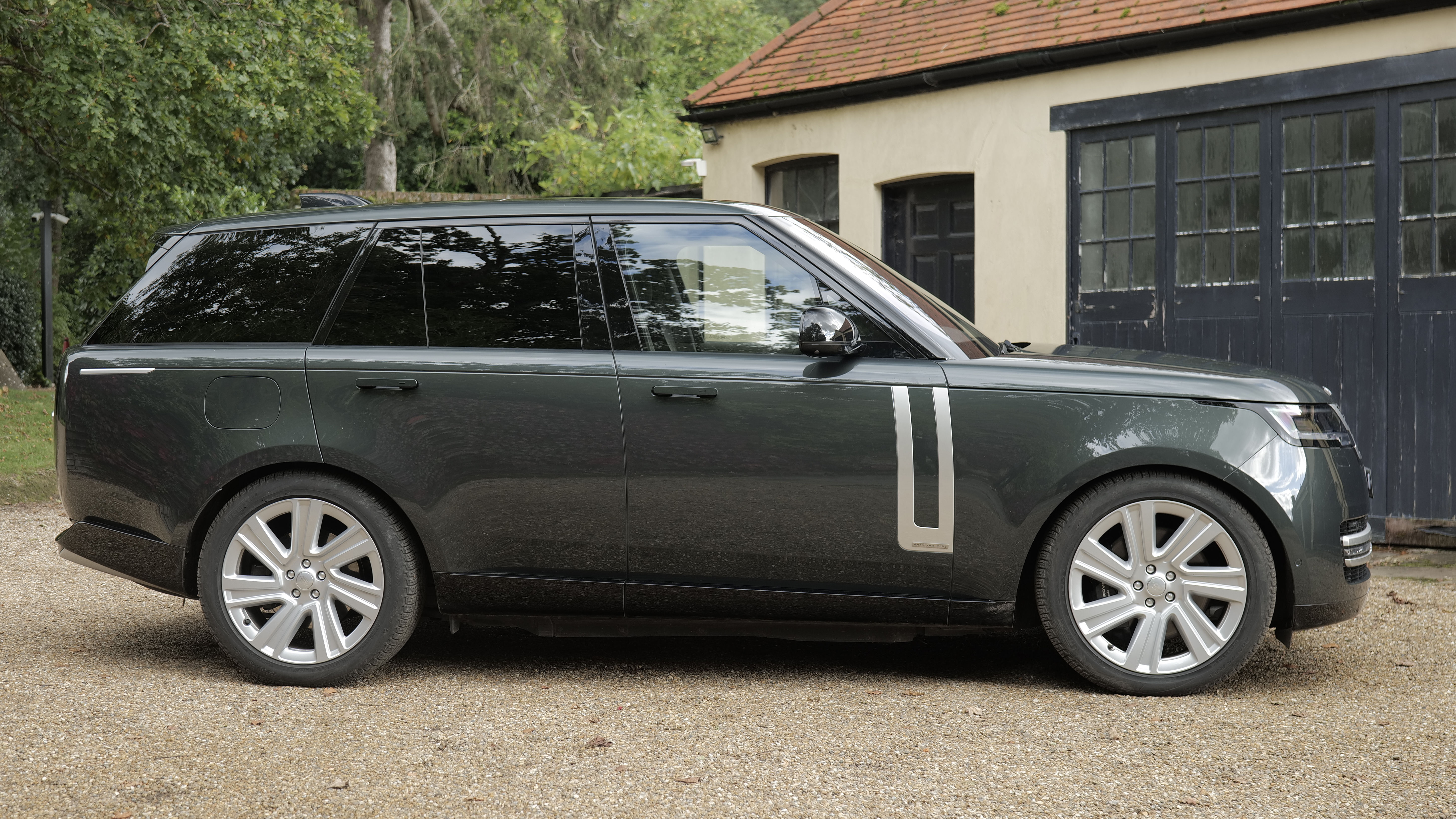 Lease the Land Rover Range Rover Estate Special Edition 3.0 D300 ...