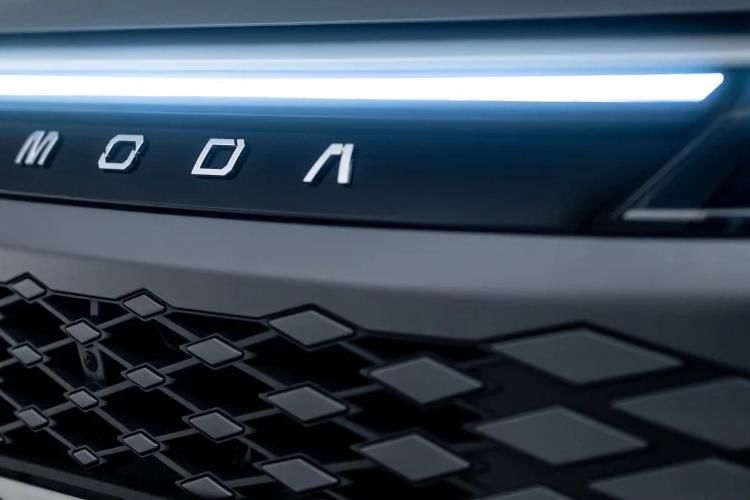 omoda 9 1.5t shs noble 5dr 3dht detail view