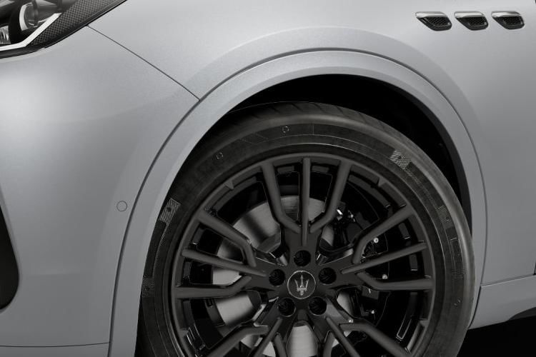 maserati grecale estate 48v mhev 300 5dr auto detail view