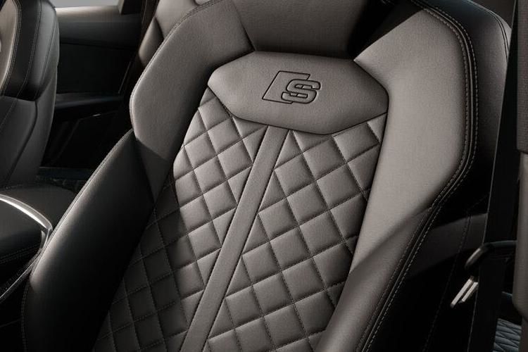 audi q7 sq7 tfsi qtro 507 black ed 5dr tiptronic tech pro detail view