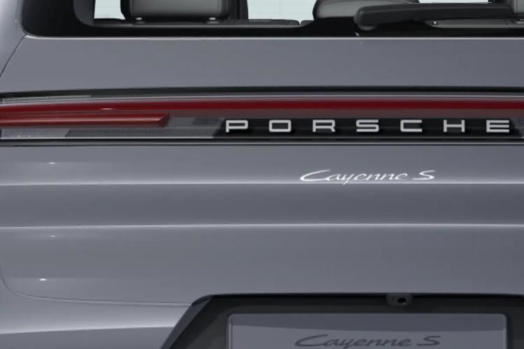 porsche cayenne turbo e-hybrid 5dr tiptronic s detail view