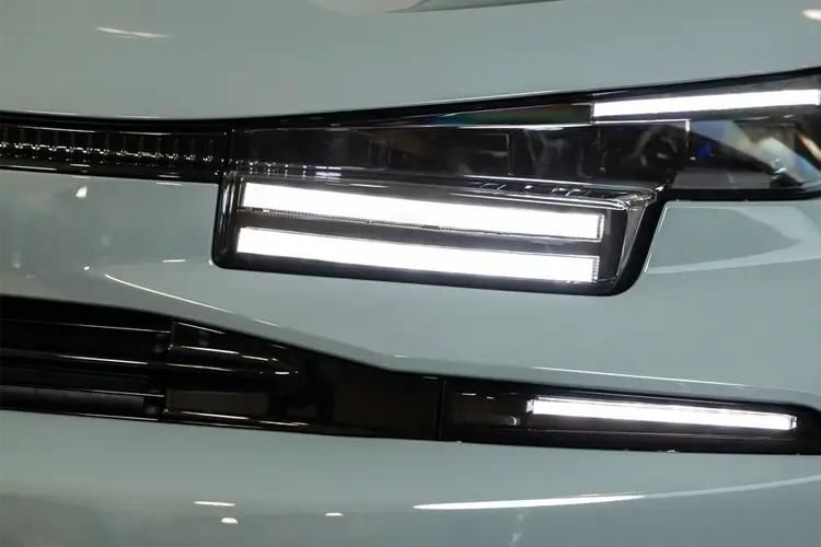 citroen c4 hatchback 1.2 puretech [130] plus 5dr eat8 detail view