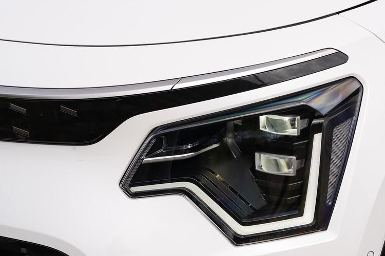 kia niro 1.6 gdi 127 hybrid 2 nav 5dr dct detail view