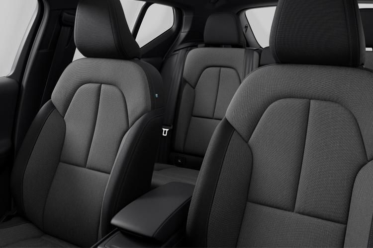 volvo xc40 2.0 b4p ultra black edition 5dr auto detail view