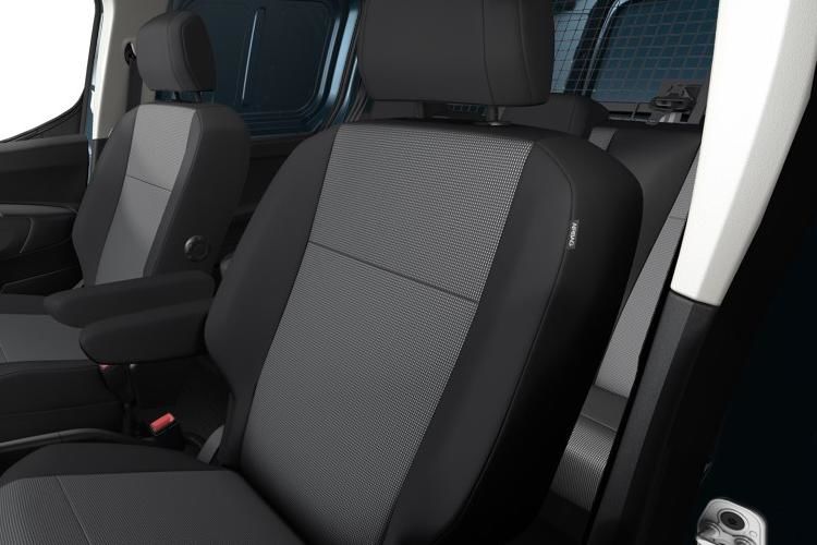 citroen berlingo 1.2 110 plus m 5dr detail view