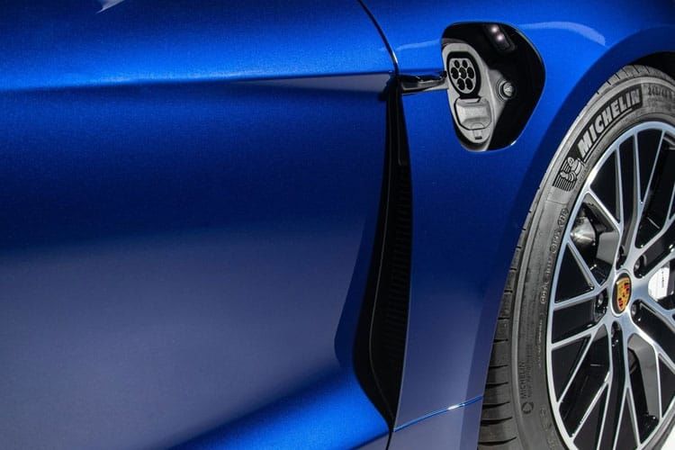 porsche taycan estate 570kw turbo s 105kwh 5dr auto detail view