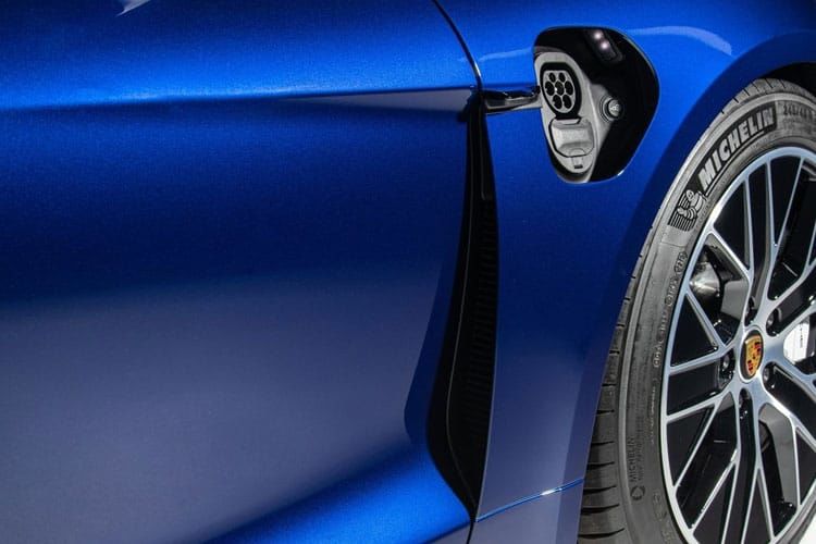 porsche taycan estate 649kw turbo 105kwh 5dr auto detail view