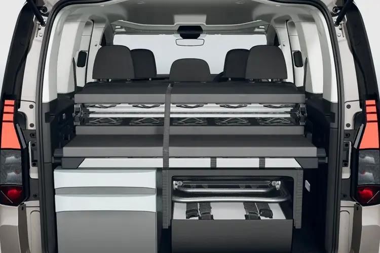 volkswagen caddy california mpv 1.5 tsi 116 5dr detail view
