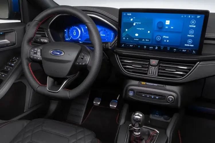 ford focus hatchback 2.3 ecoboost st 5dr inside view
