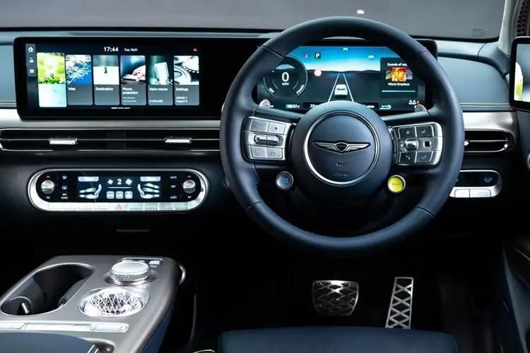 genesis gv60 360kw sport plus 77.4kwh 5dr awd auto [comf/innov] inside view