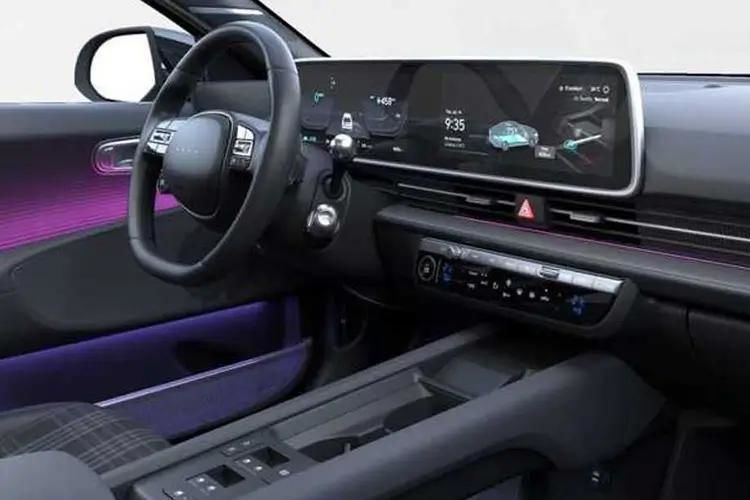 hyundai ioniq 6 saloon 239kw ultimate 77kwh 4dr awd auto inside view