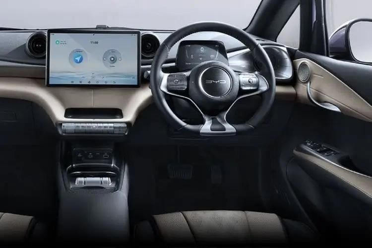 byd dolphin hatchback 150kw comfort 60.4kwh auto inside view