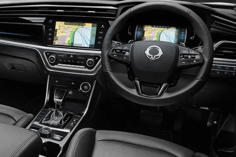 kgm korando 1.5 k35 5dr inside view
