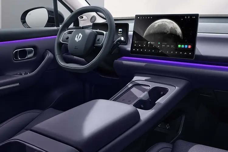 leapmotor c10 160kw 70kwh 5dr auto inside view