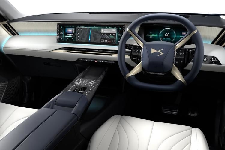 ds no8 206kw pallas 97kwh high range 5dr auto inside view