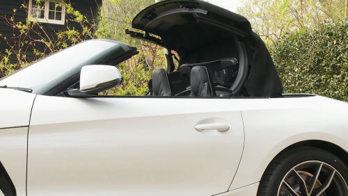 BMW Z4 ROADSTER sDrive M40i 2dr Auto view 16