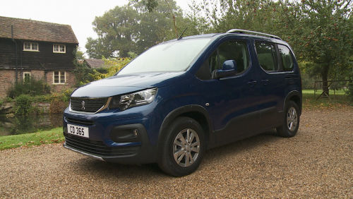 PEUGEOT E-RIFTER ELECTRIC ESTATE  view 3