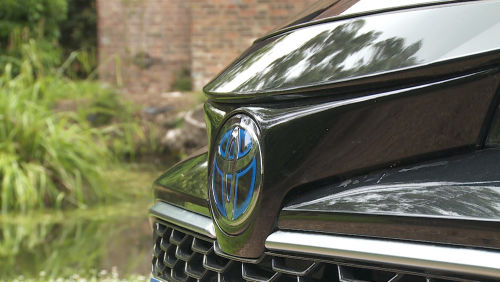 TOYOTA COROLLA HATCHBACK 1.8 Hybrid Icon 5dr CVT view 11