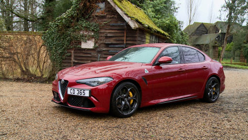 ALFA ROMEO GIULIA SALOON SPECIAL EDITION 2.9 V6 BiTurbo Quadrifoglio Super Sport 4dr Auto view 1