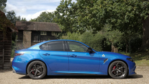 ALFA ROMEO GIULIA SALOON SPECIAL EDITION 2.9 V6 BiTurbo Quadrifoglio Super Sport 4dr Auto view 12