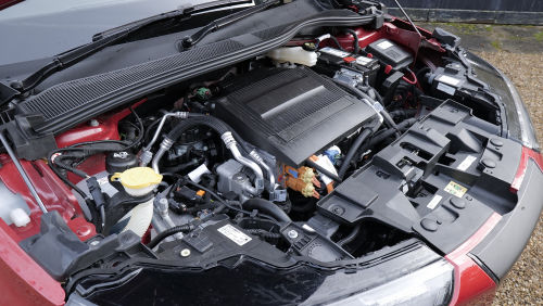 ALFA ROMEO JUNIOR ELECTRIC HATCHBACK 115kW Elettrica 54kWh 5dr Auto [Premium pack] view 4