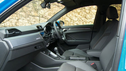 AUDI RS Q3 ESTATE RS Q3 TFSI Quattro Vorsprung 5dr S Tronic view 2