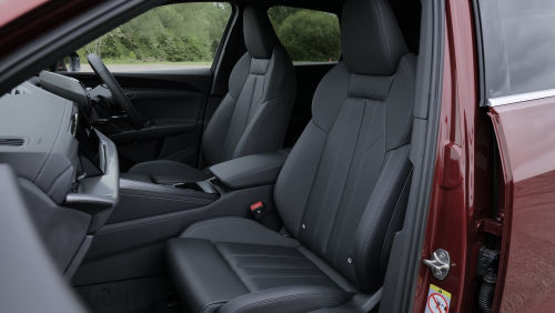 AUDI Q5 ESTATE 50 TFSI e Quattro Black Edition 5dr S Tronic view 10