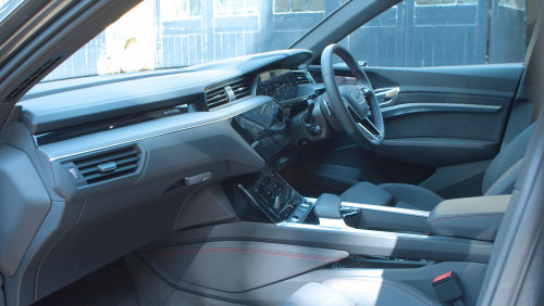 AUDI Q8 E-TRON SPORTBACK 250kW 50 Quattro 95kWh Black Edition 5dr Auto view 10