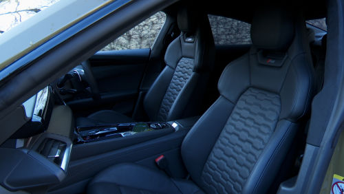 AUDI RS E-TRON GT SALOON 475kW Quattro 93kWh Carbon Vorsprung 4dr Auto view 1