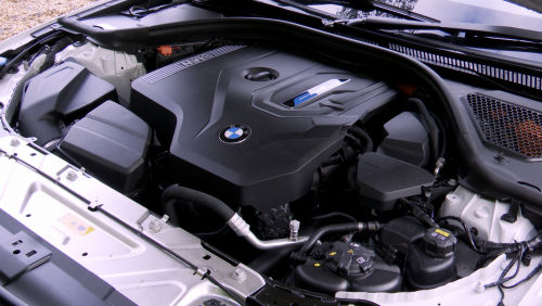 BMW 3 SERIES TOURING M340i xDrive MHT 392 5dr Step Auto view 3