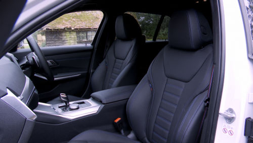 BMW 3 SERIES TOURING M340i xDrive MHT 392 5dr Step Auto view 7