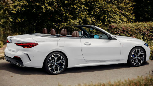 BMW 4 SERIES CONVERTIBLE 420i M Sport 2dr Step Auto [Pro Pack] view 13
