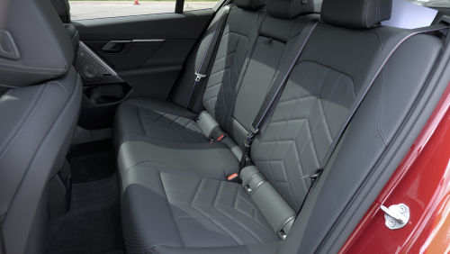 BMW 5 SERIES SALOON 550e xDrive M Sport 4dr Auto [Comfort Plus] view 15