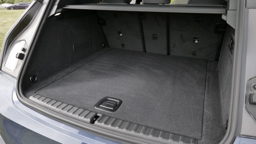 BMW iX ESTATE 400kW xDrive60 M Sport 112kWh 5dr Auto [Tech/Pro] view 5
