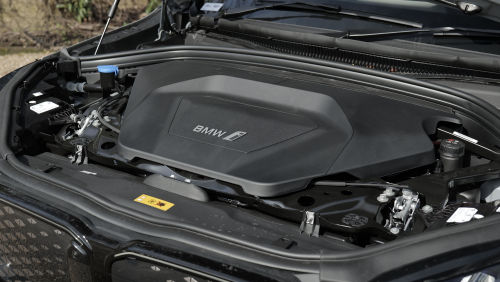 BMW iX2 ELECTRIC HATCHBACK 150kW eDrive20 M Sport 65kWh 5dr Auto [Tech+] view 9