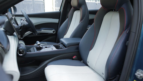 BYD ATTO 3 HATCHBACK 150kW Comfort 60kWh 5dr Auto view 8