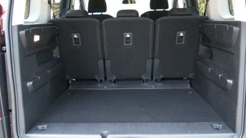 CITROEN E-BERLINGO ELECTRIC ESTATE 100kW Feel XL 50kWh 5dr Auto [7 seat] view 15