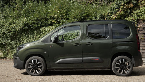 CITROEN BERLINGO ESTATE 1.2 PureTech Plus M 5dr view 9